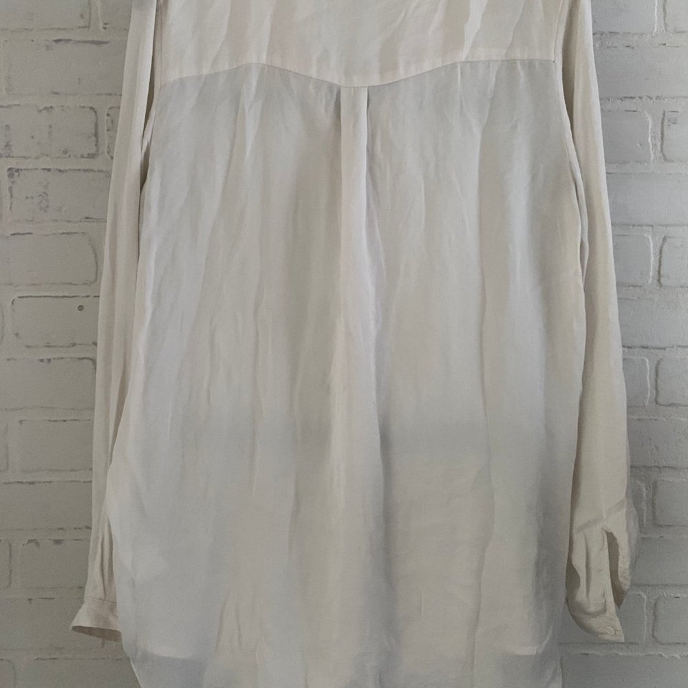 Cream Blouse - Picture 2 of 4